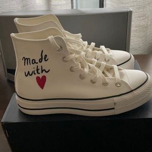 White Platform “made with love” converse